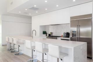 Urban Art Loft - Historic DT Phoenix-Chefs Kitchen - Phoenix - 9