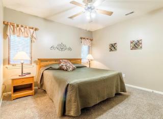 Branson Condo at Stonebridge Golf Resort with Pool and Wi-Fi close to Silver Dollar City - Reeds Spring - 9