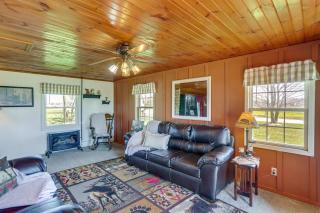Quiet Shiloh Retreat with Spacious Yard and Fireplace! - Shiloh - 6