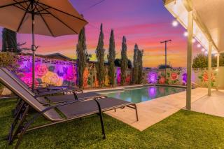 Desert Rose Family Retreat-FREE Htd Pool-2 Primarys-Bar - Scottsdale - 0