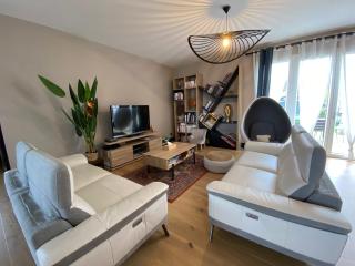 Le Paddock - 24h Le Mans - luxueuse - 250m2 - 8 pers - Circuit à 10 min - Changé - 5