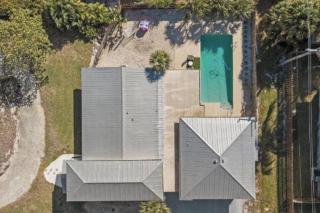 Downtown Beach Cottage - Heated Pool - Stuart - 6