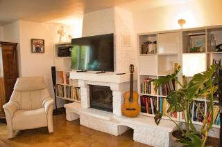 Divine ROUJAN Sunny Lodge - 2