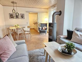 Skipper Asterix Greetsiel für max. 4 Personen - Haustiere herzlich willkommen, direkt am Hafen - 0