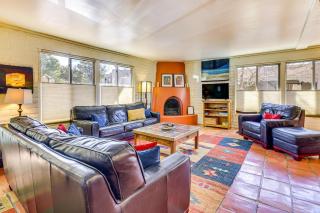 Bright Santa Fe Condo 30 Min from Ski Basin! - 0