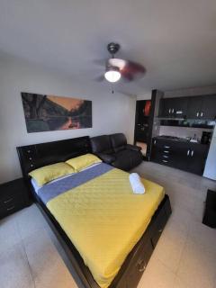 R.1102 Lindo estudio ejecutivo en área turística. - Panama-Stad - 4