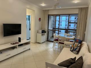 Lindo apto de 2 quartos e 2 banheiros sociais no Barramares com comércio próximo, piscina, quadras, parquinhos, brinquedoteca, empréstimo de cadeiras e barracas de praia como cortesia, condomínio em frente à praia, apartamento limpíssimo, com tudo novo - Rio de Janeiro - 7