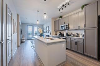 Stylish 1 Bed in Downtown St Pete W Free Parking - Sint-Petersburg - 5