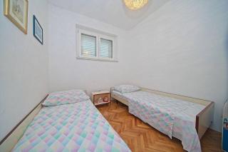Apartments by the sea Postira, Brac - 22204 - 4