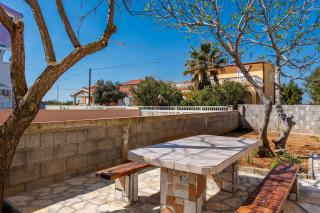 Apartments with a parking space Vir - 22948 - Vir - 8