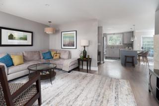 Willow Glen Family Cottage Exudes Grace and Charm - 9