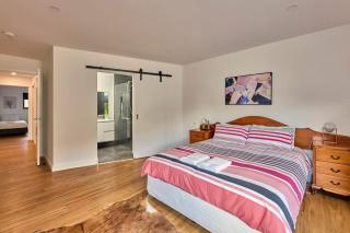 The Gorge Townhouse, stunning home & location! - Royal Park - 4
