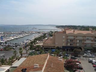 Charmant Studio à Hyères, Proche Plage et Port, Parking et WIFI Inclus - FR-1-335-200 - Hyères - 2