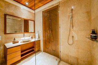 Majestic 3 BR Private Pool Villa NE18 - Jimbaran - 5