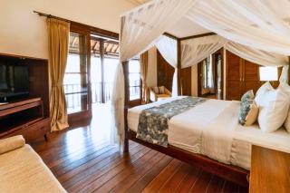 Majestic 3 BR Private Pool Villa NE18 - Jimbaran - 1