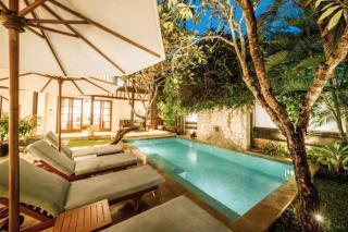 Majestic 3 BR Private Pool Villa NE18 - Jimbaran - 0
