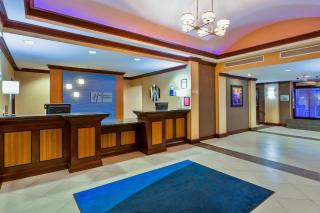 Holiday Inn Express Hotel & Suites Salina by IHG - 2