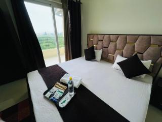 Atulyam Stays Sushant Golf City - 4