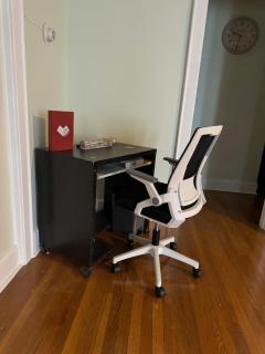 Modern Queen Room Near EWR - Elizabeth - 8
