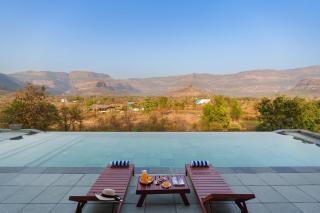 StayVista's Basalt - with Mountain Views, Infinity Pool, Vintage Interiors, and Games Room - 9