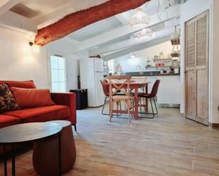 Appartement avec terrasse en centre-ville - LʼIsle-sur-la-Sorgue - 7