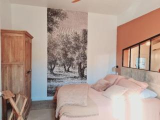 Appartement avec terrasse en centre-ville - LʼIsle-sur-la-Sorgue - 4