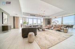 Spectacular 4BDR with Jacuzzi - Dubai - 6