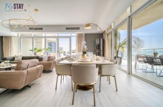 Spectacular 4BDR with Jacuzzi - 3