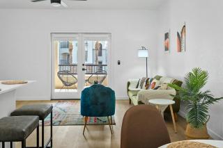 TWO CozySuites Glendale by the stadium with pool 4 & 18 - Glendale - 2