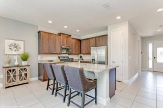 8 Bedroom Vacation Home with Pool 2114 - Orlando - 6