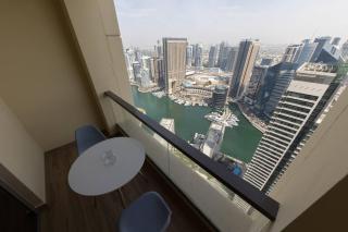 Luxury Living On The Top Floor Full Marina View - Dubai - 9