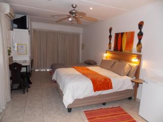 JoThams Bed & Breakfast or Self-catering - 5