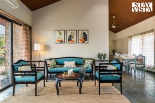 StayVista's Cerenity Castle - Lakeside Haven with Hill-View, Terrace & Indoor Entertainment - 7