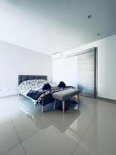 Very Spacious 3-Bedroom Apartment - St Julians - St. Julianʼs - 2