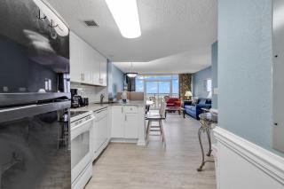 Atlantica Resort Condo Oceanfront Close to the beach - 6