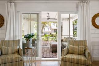 Tabbystone Cottage - 4323 Fourteenth Street - Saint Simons Island - 1