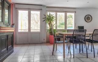 3 Bedroom Stunning Home In Lanvaudan - 8