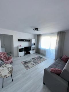 Apartament central pe pietonala nr2 - Hunedoara - 6