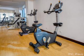 56sqm 2BR Condo at Mactan Newtown Pool and Beach Access! - 1