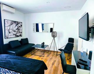 Octagon Main Square Apartment - Zagabria - 9