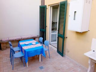 Grottammare mon amour Lori, con cortile privato - 1