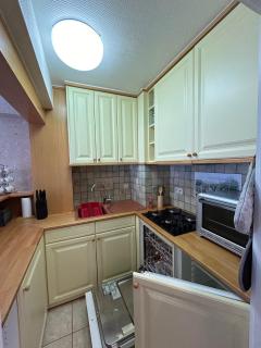 Balmoral 0201 - 3 bedrooms 8p - family appt - near the sea - 2