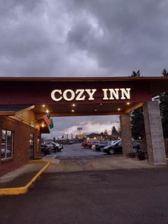 Cozy Inn - Centralia - 3