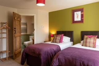 Bridgend House B&B - 1