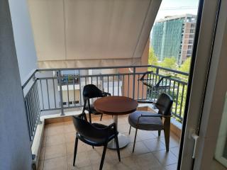 Marco's Spacious Apartment - Tirana - 8