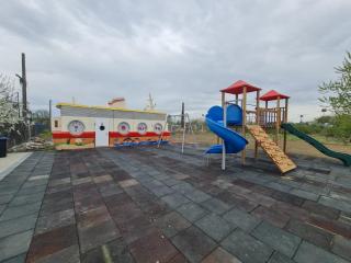 RIVER PLACE - 7
