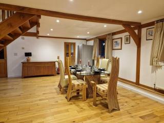 The Barn New Forest Free Paddle boarding & free Zip wire. - Ringwood - 1