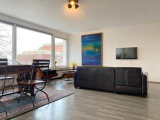 Retro & Vintage Apartment - 6