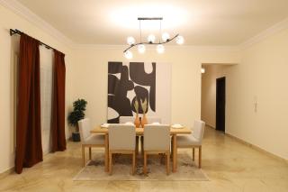 Signature Stays - Spacious Modern Apt - 5