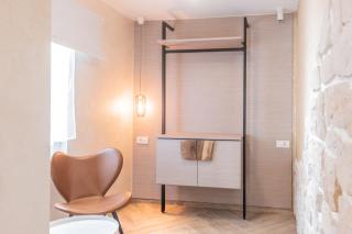 L&B Amphitheater Apartments - 5